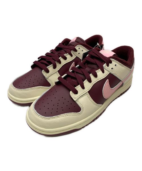 NIKE（ナイキ）NIKE (ナイキ) DUNK LOW “VALENTINE’S DAY” ペールアイボリー/ミディアムソフトピンク-ナイトマルーン サイズ:26.5 未使用品の古着・服飾アイテム