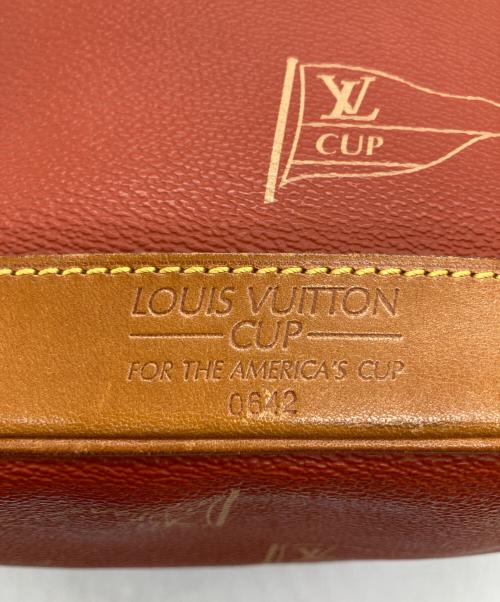 LOUIS VUITTON（ルイ ヴィトン）LOUIS VUITTON (ルイ ヴィトン) ルトゥーケ ヴィトンカップ レッドの古着・服飾アイテム