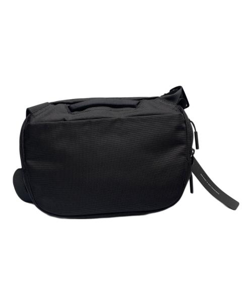 AER（エアー）AER (エアー) Day Sling 3 Max　ショルダーバッグ ブラックの古着・服飾アイテム