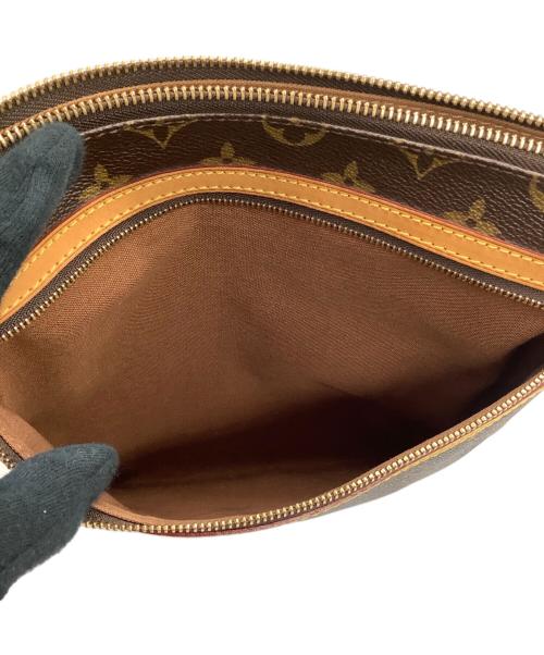 LOUIS VUITTON（ルイ ヴィトン）LOUIS VUITTON (ルイ ヴィトン) ポシェット ボスフォール　モノグラム ブラウンの古着・服飾アイテム