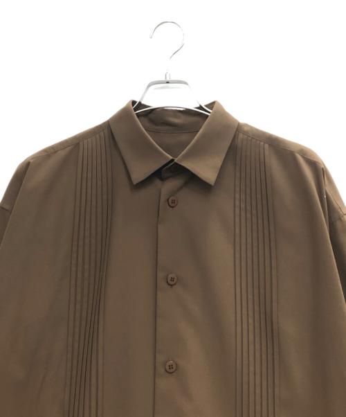 IM MEN（アイム メン）IM MEN (アイム メン) プリーツシャツ ブラウン サイズ:SIZE 3の古着・服飾アイテム