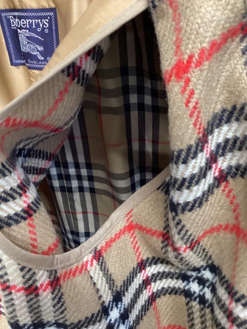 Burberry's（バーバリー）Burberry's (バーバリーズ) トレンチコート オリーブ サイズ:Mの古着・服飾アイテム