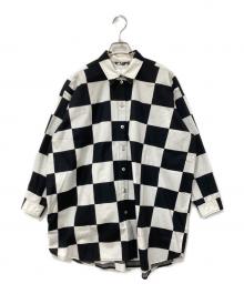 marimekko（マリメッコ）の古着「シャツ」｜ホワイト×ブラック