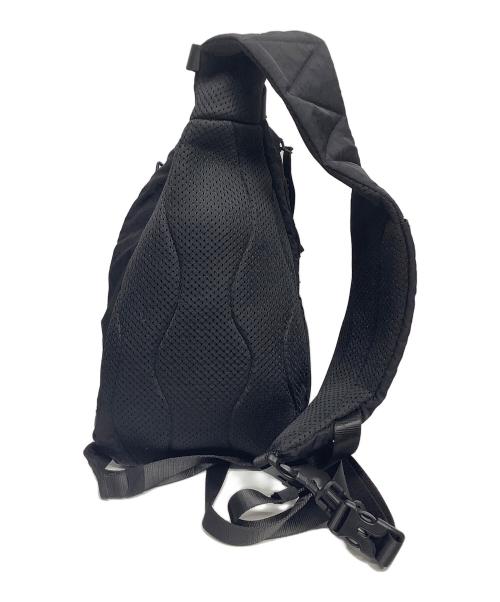 C.P COMPANY（シーピーカンパニー）C.P COMPANY (シーピーカンパニー) ボディーバッグ ブラックの古着・服飾アイテム