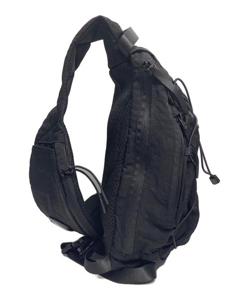 C.P COMPANY（シーピーカンパニー）C.P COMPANY (シーピーカンパニー) ボディーバッグ ブラックの古着・服飾アイテム