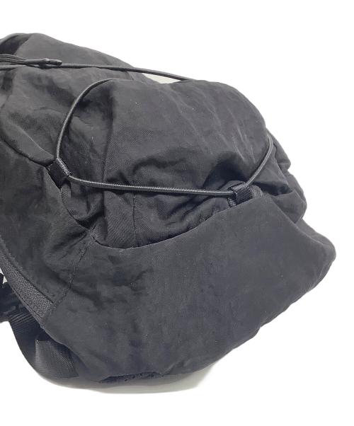 C.P COMPANY（シーピーカンパニー）C.P COMPANY (シーピーカンパニー) ボディーバッグ ブラックの古着・服飾アイテム