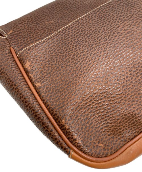 VALENTINO GARAVANI（ヴァレンティノ・ガラヴァーニ）VALENTINO GARAVANI (ヴァレンティノ・ガラヴァーニ) ショルダーバッグ ブラウンの古着・服飾アイテム