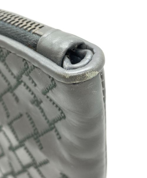 BOTTEGA VENETA（ボッテガベネタ）BOTTEGA VENETA (ボッテガベネタ) イントレチャート クラッチバッグ グレーの古着・服飾アイテム