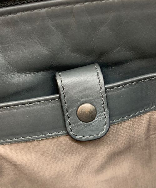 BOTTEGA VENETA（ボッテガベネタ）BOTTEGA VENETA (ボッテガベネタ) イントレチャート クラッチバッグ グレーの古着・服飾アイテム