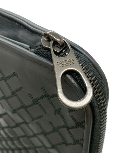BOTTEGA VENETA（ボッテガベネタ）BOTTEGA VENETA (ボッテガベネタ) イントレチャート クラッチバッグ グレーの古着・服飾アイテム