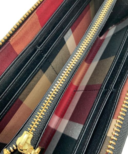 BLUE LABEL CRESTBRIDGE（ブルーレーベルクレストブリッジ）BLUE LABEL CRESTBRIDGE (ブルーレーベルクレストブリッジ) ラウンドファスナーウォレット ブラックの古着・服飾アイテム