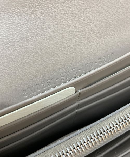 FENDI（フェンディ）FENDI (フェンディ) バイザウェイコンチネンタルウォレット ベージュの古着・服飾アイテム