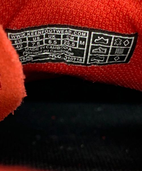 KEEN（キーン）KEEN (キーン) スニーカー グリーン×パープル サイズ:25.5cmの古着・服飾アイテム