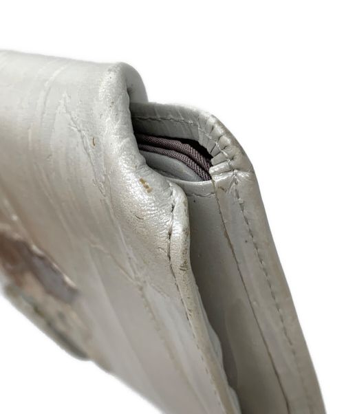 HIROKO HAYASHI（ヒロコ ハヤシ）HIROKO HAYASHI (ヒロコ ハヤシ) LA SCALA 長財布 ホワイトの古着・服飾アイテム