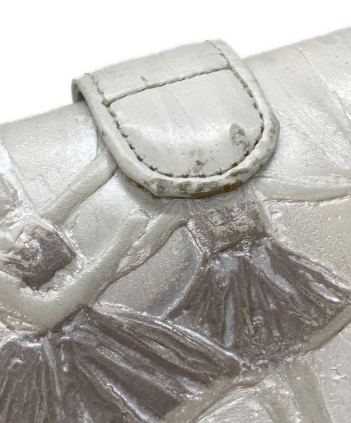 HIROKO HAYASHI（ヒロコ ハヤシ）HIROKO HAYASHI (ヒロコ ハヤシ) LA SCALA 長財布 ホワイトの古着・服飾アイテム