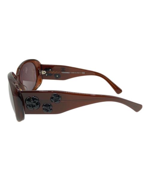 CHANEL（シャネル）CHANEL (シャネル) ココマークカメリアサングラス ブラウンの古着・服飾アイテム