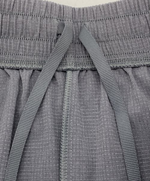 UNDER ARMOUR（アンダーアーマー）UNDER ARMOUR (アンダー アーマー) UAアンストッパブル エアベント カーゴパンツ グレー サイズ:Mの古着・服飾アイテム