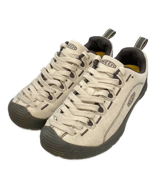 KEEN（キーン）KEEN (キーン) スニーカー アイボリー サイズ:25.5cmの古着・服飾アイテム