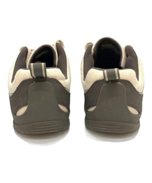 KEEN（キーン）KEEN (キーン) スニーカー アイボリー サイズ:25.5cmの古着・服飾アイテム