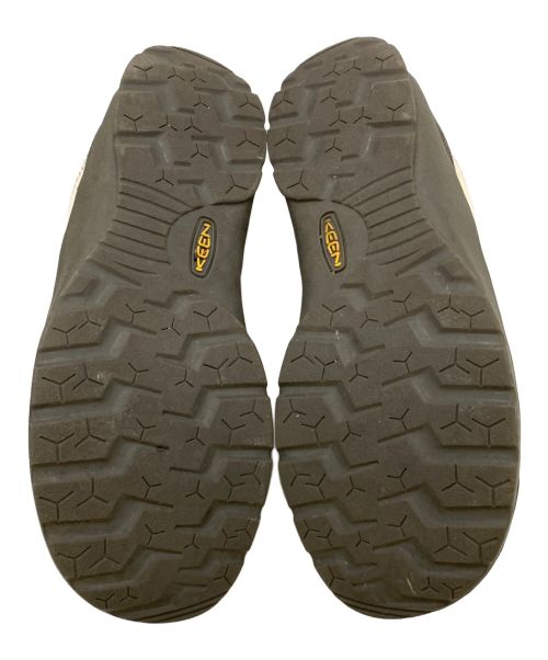 KEEN（キーン）KEEN (キーン) スニーカー アイボリー サイズ:25.5cmの古着・服飾アイテム