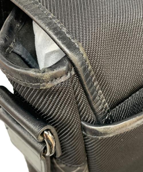 BURBERRY BLACK LABEL（バーバリーブラックレーベル）BURBERRY BLACK LABEL (バーバリーブラックレーベル) フラップショルダーバッグ ブラックの古着・服飾アイテム