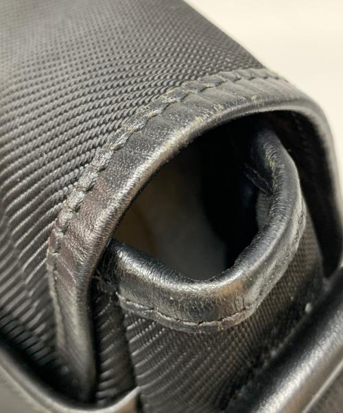 BURBERRY BLACK LABEL（バーバリーブラックレーベル）BURBERRY BLACK LABEL (バーバリーブラックレーベル) フラップショルダーバッグ ブラックの古着・服飾アイテム