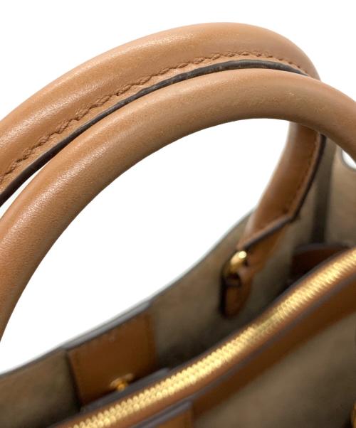 MICHAEL KORS（マイケル・コース）MICHAEL KORS (マイケルコース) サッチェル ラージ ハンドバッグ バニラ/エイコーンの古着・服飾アイテム