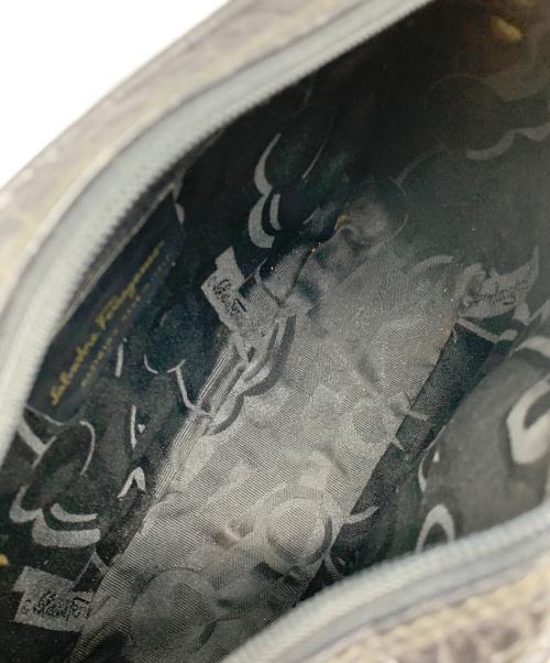 Salvatore Ferragamo（サルヴァトーレ フェラガモ）Salvatore Ferragamo (サルヴァトーレ フェラガモ) ショルダーバッグの古着・服飾アイテム