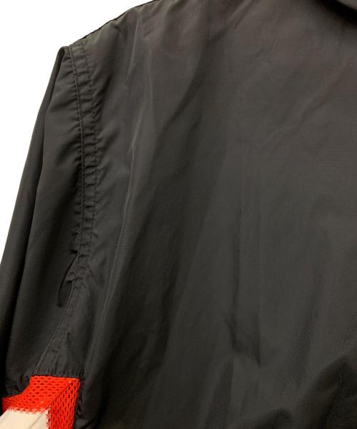 adidas（アディダス）adidas (アディダス) ウインドブレーカー レッド×ブラック サイズ:XLの古着・服飾アイテム