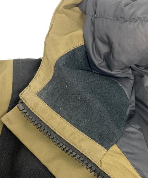 THE NORTH FACE（ザ ノース フェイス）THE NORTH FACE (ザ ノース フェイス) マウンテンダウンジャケット カーキ×ブラック サイズ:Mの古着・服飾アイテム