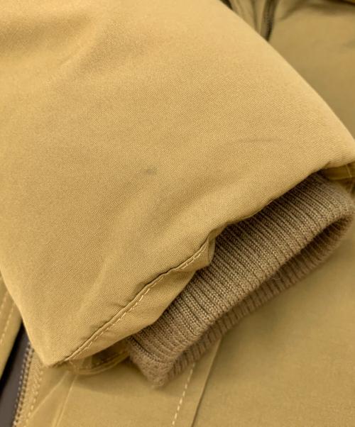 MR.OLIVE（ミスターオリーブ）MR.OLIVE (ミスターオリーブ) フライフロントノーシームダウンジャケット カーキ サイズ:Sの古着・服飾アイテム