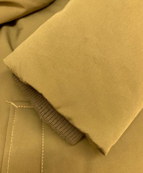 MR.OLIVE（ミスターオリーブ）MR.OLIVE (ミスターオリーブ) フライフロントノーシームダウンジャケット カーキ サイズ:Sの古着・服飾アイテム