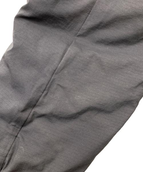 ARC'TERYX（アークテリクス）ARC'TERYX (アークテリクス) ATOM AR HOODY ブラック サイズ:Lの古着・服飾アイテム