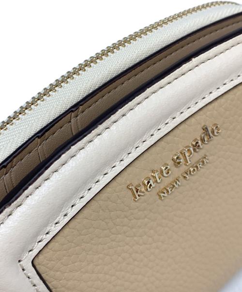 Kate Spade（ケイトスペード）Kate Spade (ケイトスペード) ノット カラーブロック コンパクトウォレット ベージュ×ブラウンの古着・服飾アイテム