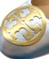 中古・古着 TORY BURCH (トリーバーチ) フラットレザーパンプス シルバー サイズ:6：8000円