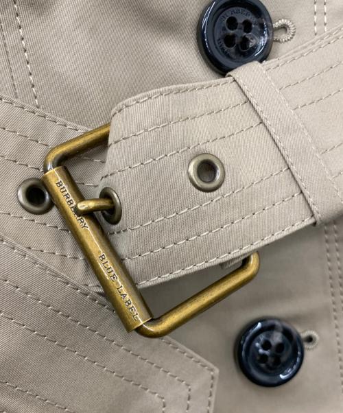 BURBERRY BLUE LABEL（バーバリー ブルー レーベル）BURBERRY BLUE LABEL (バーバリーブルーレーベル) トレンチコート ベージュ サイズ:38の古着・服飾アイテム