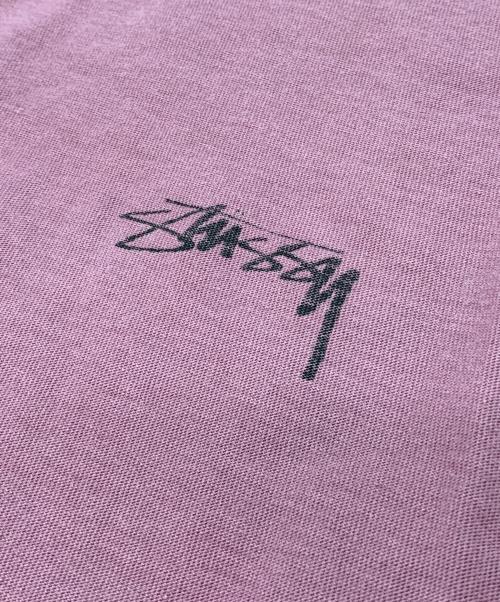 stussy（ステューシー）stussy (ステューシー) LAZY TEE パープル サイズ:Mの古着・服飾アイテム