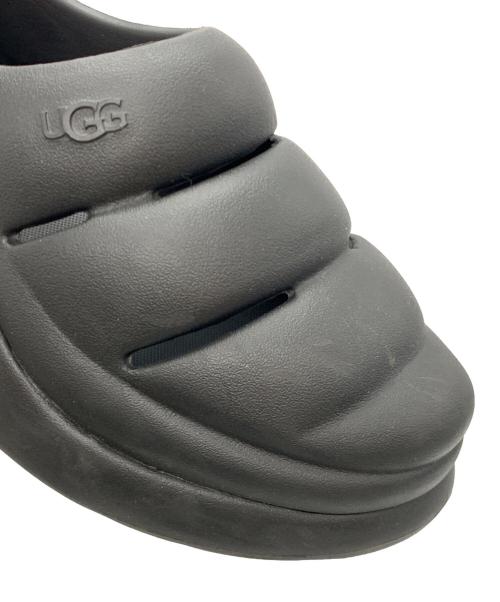 UGG（アグ）UGG (アグ) クロッグサンダル ブラック サイズ:W8の古着・服飾アイテム