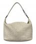 BOTTEGA VENETA（ボッテガベネタ）の古着「イントレチャートワンショルダーバッグ」｜ホワイト