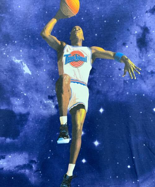 NIKE（ナイキ）NIKE (ナイキ) スペースジャム20周年 JORDAN Tシャツ ネイビー サイズ:L 未使用品の古着・服飾アイテム