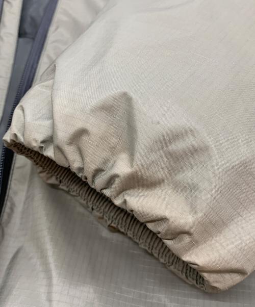 NANGA（ナンガ）NANGA (ナンガ) AURORA DOWN CARDIGAN/オーロラダウンカーディガン オリーブ サイズ:Lの古着・服飾アイテム