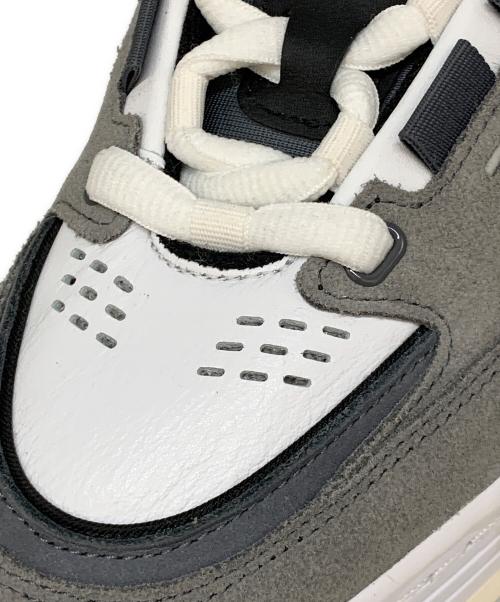 adidas Originals（アディダスオリジナル）adidas originals (アディダスオリジナル) ADI2000 GREY FIVE ローカットスニーカー グレー×ホワイト サイズ:26.5cmの古着・服飾アイテム