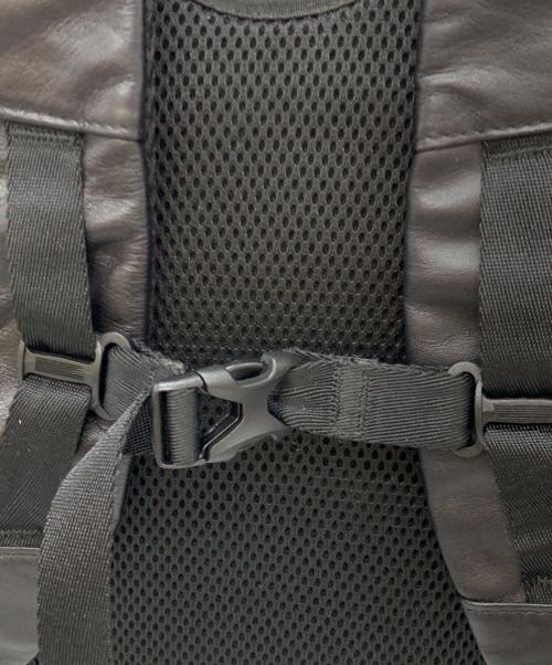 BROSKI&SUPPLY（ブロスキーアンドサプライ）BROSKI&SUPPLY (ブロスキーアンドサプライ) レザーリュック ブラックの古着・服飾アイテム