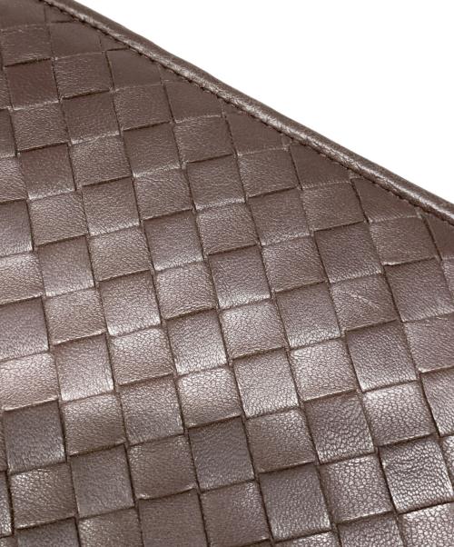BOTTEGA VENETA（ボッテガベネタ）BOTTEGA VENETA (ボッテガベネタ) イントレチャート ラウンドファスナー長財布 ブラウンの古着・服飾アイテム