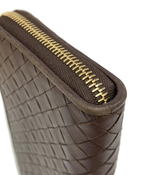 BOTTEGA VENETA（ボッテガベネタ）BOTTEGA VENETA (ボッテガベネタ) イントレチャート ラウンドファスナー長財布 ブラウンの古着・服飾アイテム