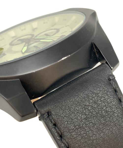 DIESEL（ディーゼル）DIESEL (ディーゼル) メガチーフ 腕時計 オリーブの古着・服飾アイテム