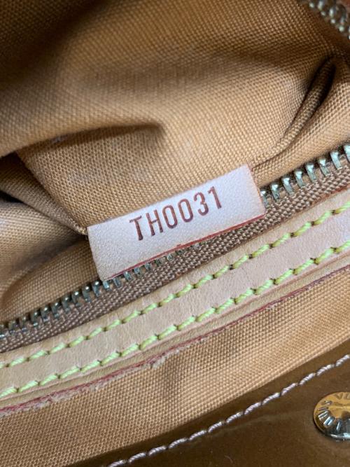 LOUIS VUITTON（ルイ ヴィトン）LOUIS VUITTON (ルイ ヴィトン) モノグラム ヴェルニ リードMM トートバッグ ブロンズの古着・服飾アイテム