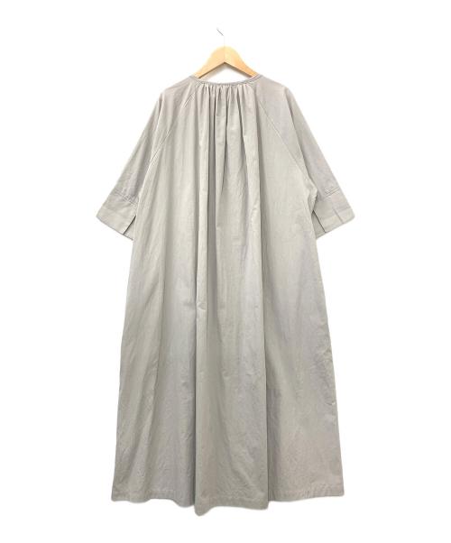 08MAB（ゼロハチマブ）08MAB (ゼロハチマブ) コットン多ボタンギャザーワンピース グレー サイズ:FREEの古着・服飾アイテム