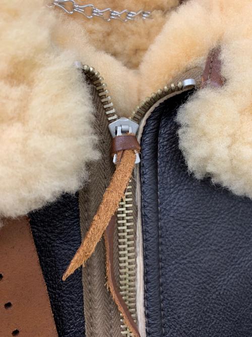 AVIREX（アヴィレックス）AVIREX (アヴィレックス) B-3ムートン ヴィンテージタイプ レザージャケット ブラック×ブラウン サイズ:40の古着・服飾アイテム