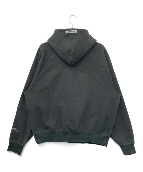 FOG ESSENTIALS（フィアオブゴッド エッセンシャル）FOG ESSENTIALS (フィアオブゴッド エッセンシャル) プルオーバーパーカー ブラック サイズ:Mの古着・服飾アイテム